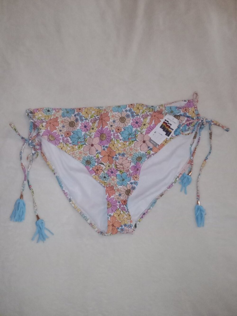 Floral Print Mid-Rise Bikini Bottoms with Tassels Women's Plus Size 2X (20W-22W)
